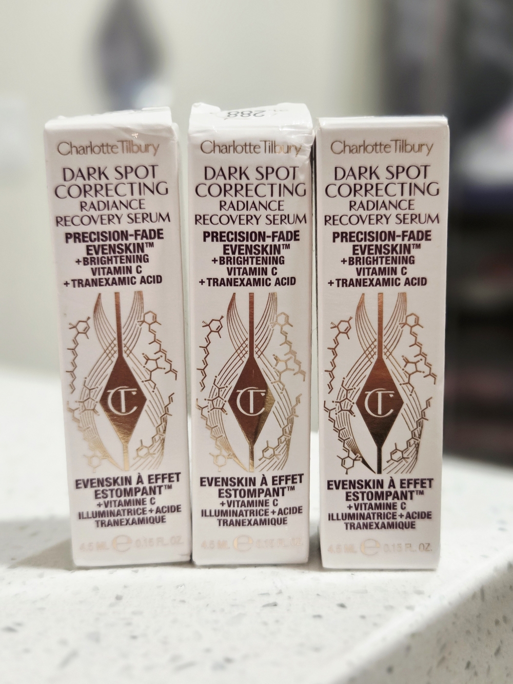 Charlotte Tilbury Dark Spot Correcting Radiance Recovery Serum - X3